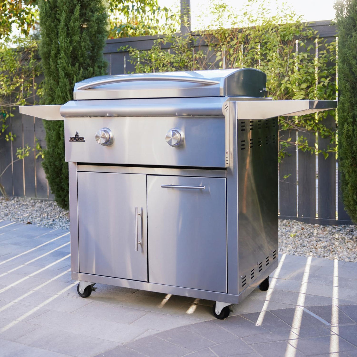 Blaze LTE+ 30-Inch Natural Gas Griddle w/ Lift-Assist Hood