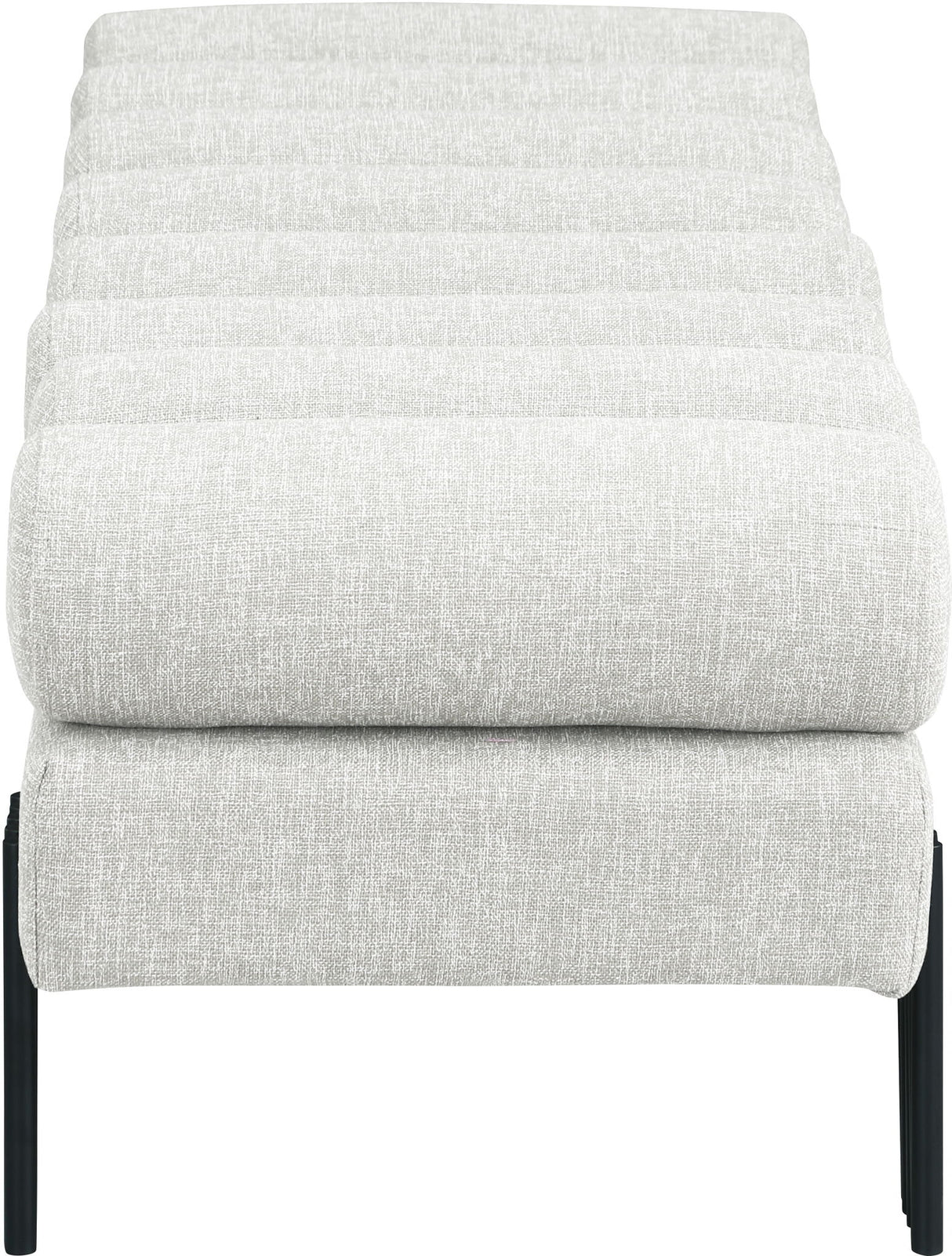 Akeela - Bench