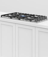 Fisher & Paykel CDV3-365-N 36-inch Gas Cooktop - In Situ Kitchen View