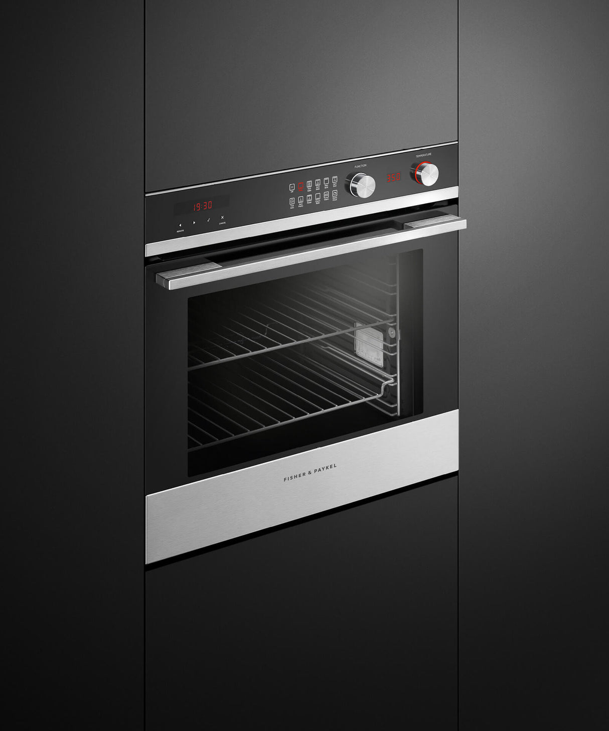 Fisher & Paykel OB24SCDEX1 24" Series 7 Contemporary Oven, 11 Function - In-Situ Kitchen View