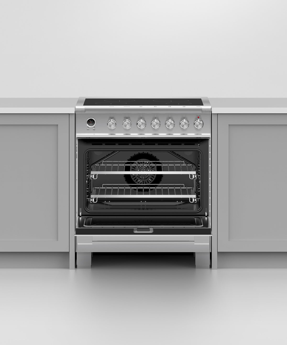 Fisher & Paykel OR30SCI6X1 range in kitchen with cookware