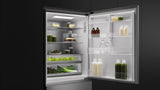 Fisher & Paykel RF178WRNX1 ample fresh storage feature detail