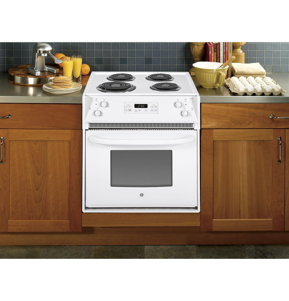 GE JM250DTWW - 27 in. 3 cu. ft. Drop-In Electric Range with Coil Burners - White