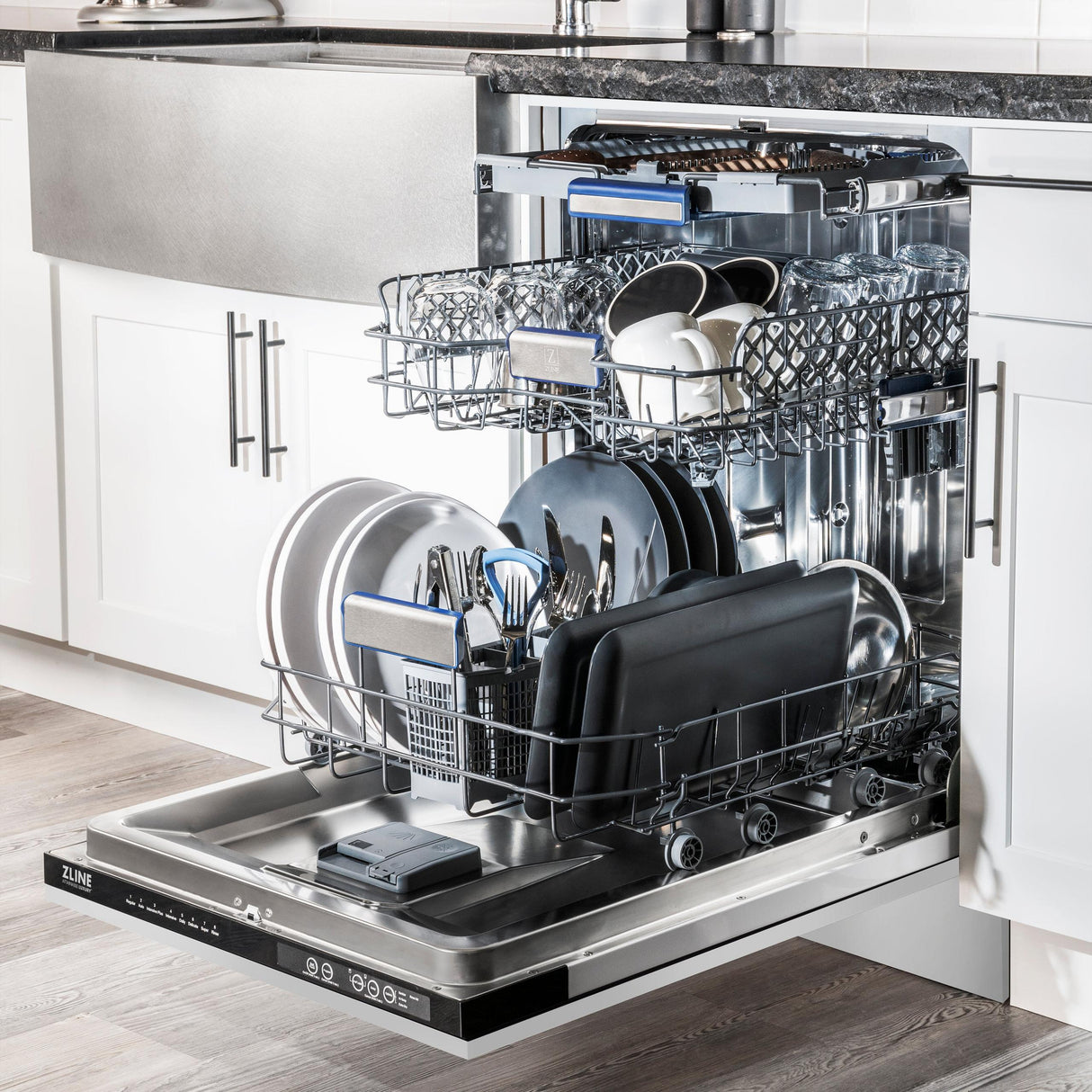 ZLINE 24" Tallac Series 3rd Rack Dishwasher with Traditional Handle, 51dBa (DWV-24) [Color: 304 Stainless] - (DWV30424)