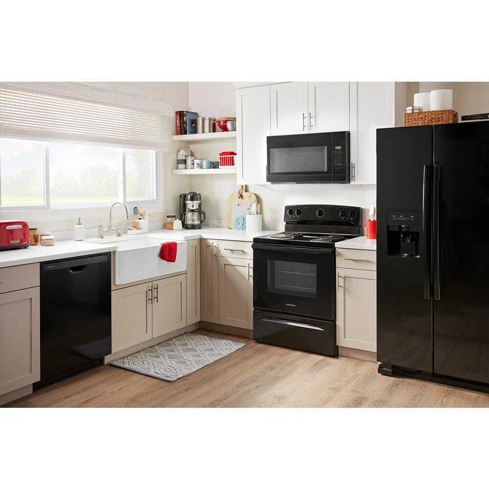 Amana AFCS2530TB black electric range angle