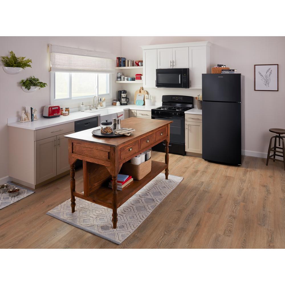 Amana ARTX2019SB refrigerator door open