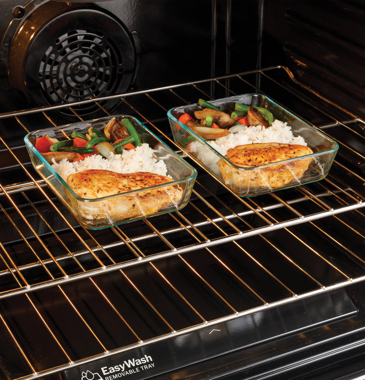 GE GGF600AVBB gas range in kitchen setting