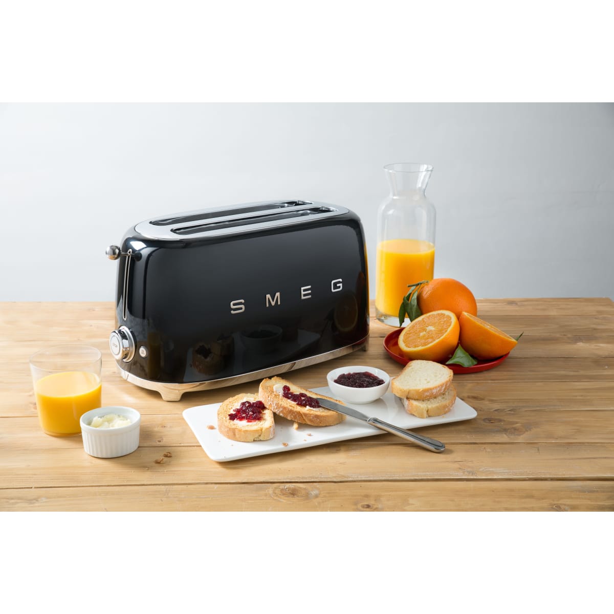 Smeg 50's Retro Design TSF02BLUS Countertop Toaster in Black