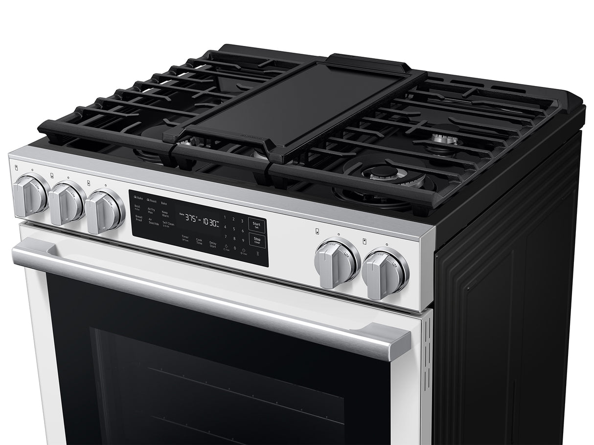 Samsung NSG80H60SW Gas Range in kitchen