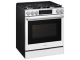 Samsung NSG90H60SW Gas Range lifestyle view